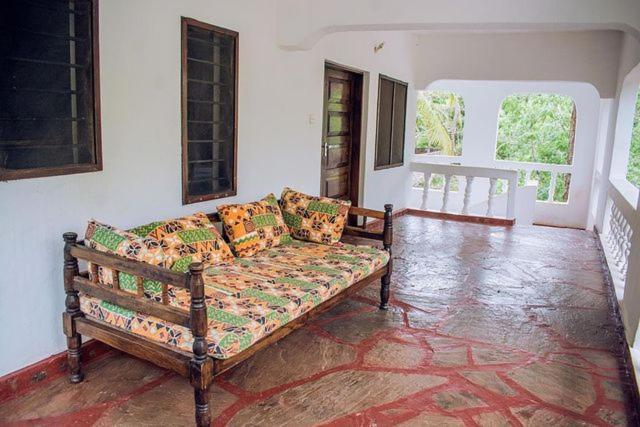 Kijani Cottages Diani Diani Beach Kültér fotó