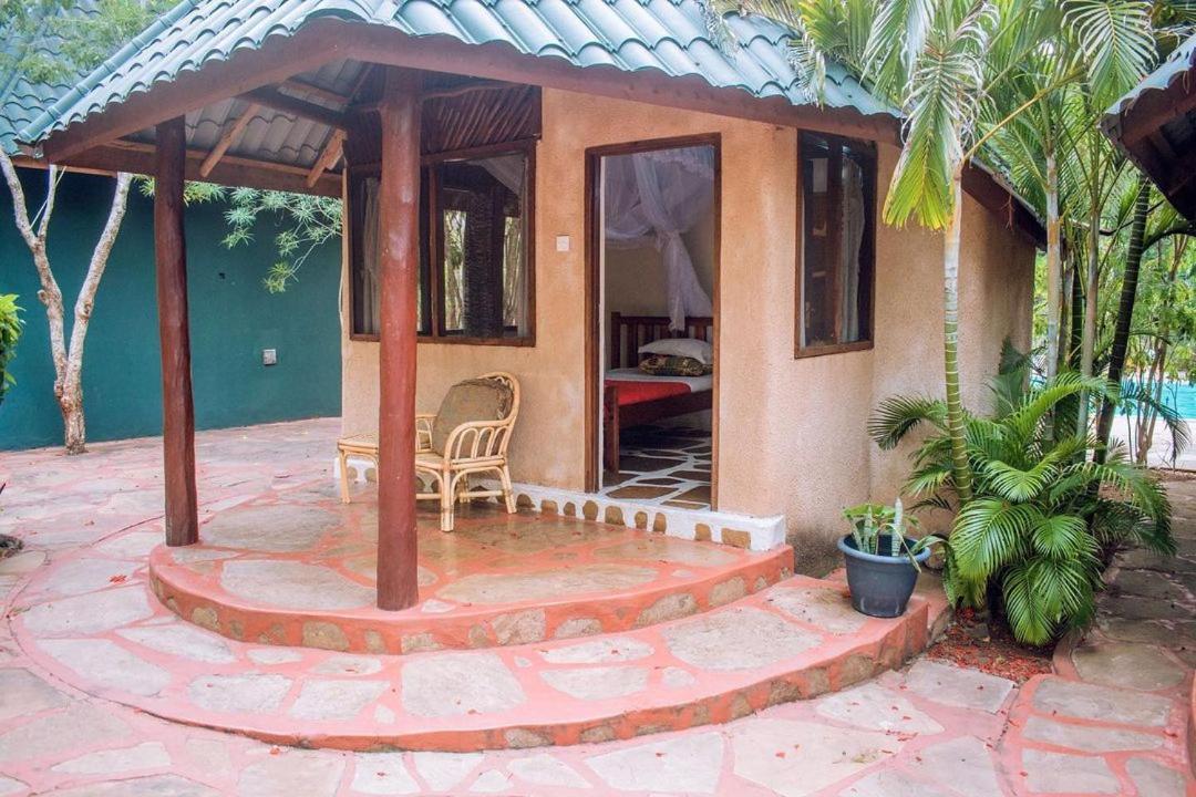 Kijani Cottages Diani Diani Beach Kültér fotó