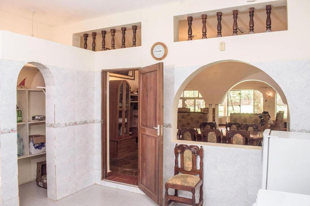 Kijani Cottages Diani Diani Beach Kültér fotó