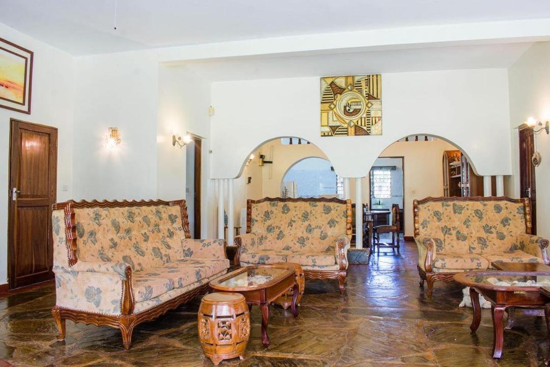 Kijani Cottages Diani Diani Beach Kültér fotó
