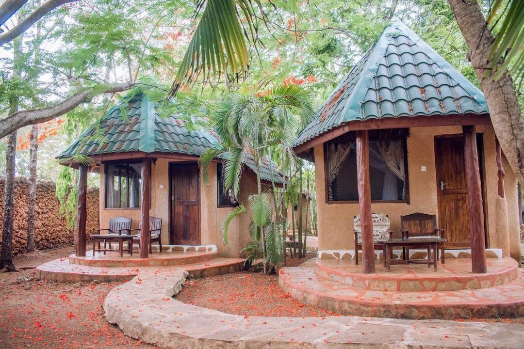 Kijani Cottages Diani Diani Beach Kültér fotó